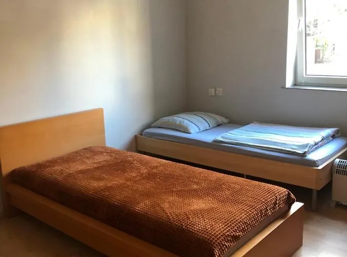 Auberge de jeunesse Tanie Blisko Lotniska