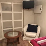 Хостел Tanie Blisko Lotniska
