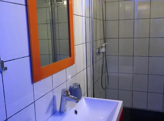 Tanie Blisko Lotniska Poznan