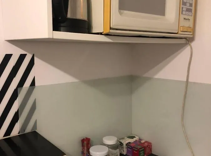 Tanie Blisko Lotniska Vandrarhem Poznań