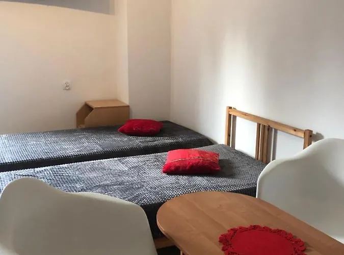 Hostel Tanie Blisko Lotniska Poznan